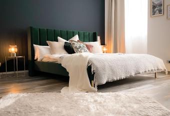 New Deluxe Studio Apartment in quiet back house has Balcony rooms