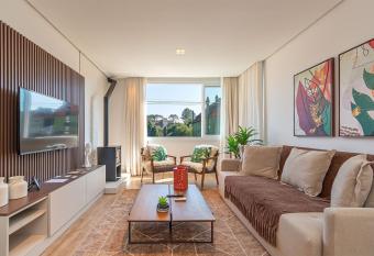 Apartamento excelente em Gramado - LUCK allows 18 year olds to book a room