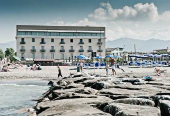 Hotel Rondine allows 18 year olds to book a room