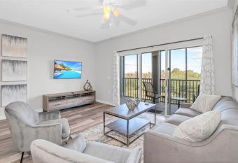 Stunning 3BR Condo with Pool and Hot tub - near Disney! has Balcony rooms