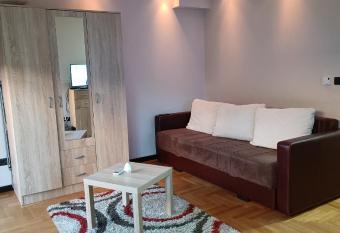 Apartman MS has Balcony rooms