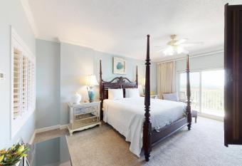 TOPS'L Summit 808A has Balcony rooms