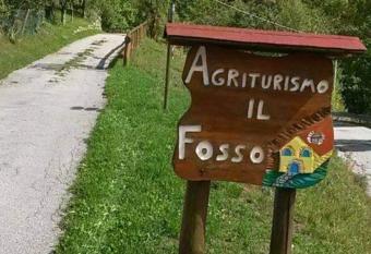 Agriturismo il fosso has Balcony rooms