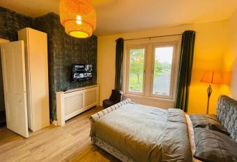 Holiday Flat for All allows 18 year olds to book a room