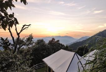 DugDug Camps - Glamping Amidst Nature has Balcony rooms