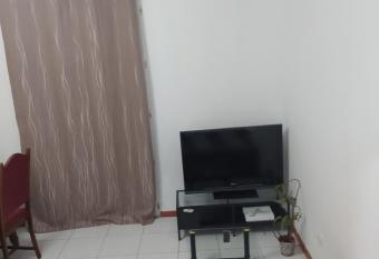 Appartement lumineux has Balcony rooms