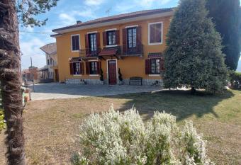 Casa dell Agrifoglio has Balcony rooms