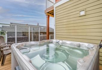 Drift Away has Balcony rooms