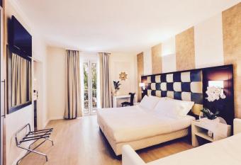 JR Resort Logos Forte dei Marmi has Balcony rooms