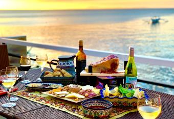 PamAnilao and Padoy s Dive Camp has Balcony rooms