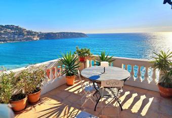 Sea view studio terrasse Cap Martin/Monaco has Balcony rooms