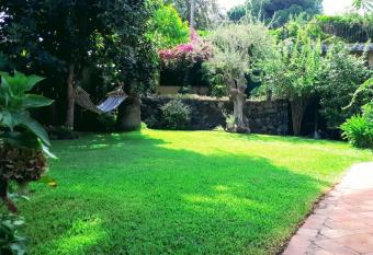 Villa Bouganville has Balcony rooms