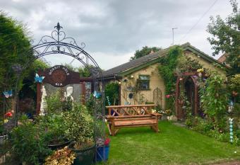 HOBBIT HOLE, has Balcony rooms