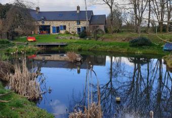 Ty C  ur allows 18 year olds to book a room