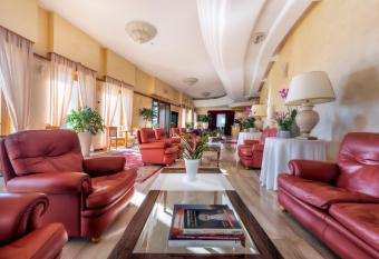 Astura Palace Hotel allows 18 year olds to book a room