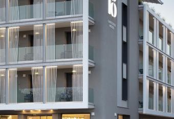 1910 Lifestyle Hotel allows 18 year olds to book a room