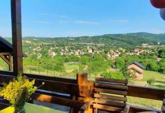 Brvnara Vrdnik has Balcony rooms