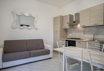 Residenza Maja 2 has Balcony rooms