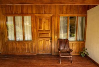 Cowboy Hostel - Habitaciones con Ba  o Privado has Balcony rooms