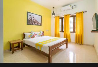 Tharayil Apartments has Balcony rooms