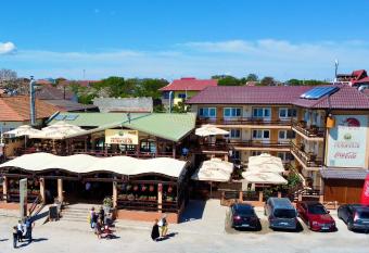 Hotel Sunset Beach Vama Veche has Balcony rooms