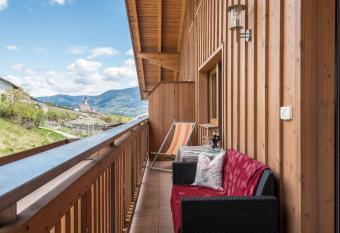 Huberhof App Rubens has Balcony rooms