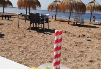 Casa Kalani allows 18 year olds to book a room