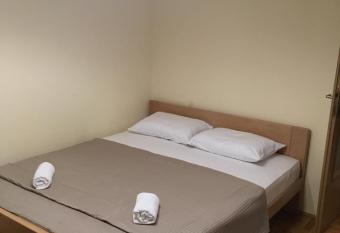 Apartman Deer allows 18 year olds to book a room