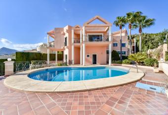 Villa Anfisa has Balcony rooms