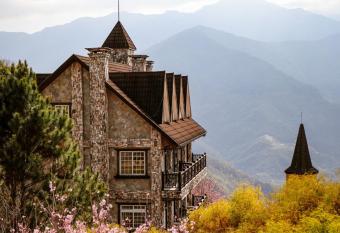 EOS Resort has Balcony rooms