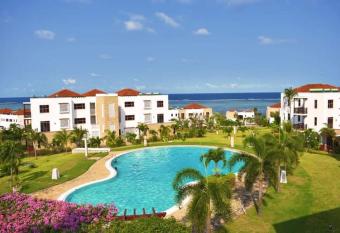 EMERALD 1-Kikambala allows 18 year olds to book a room