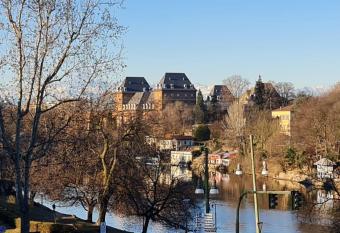 Casa Valentino allows 18 year olds to book a room