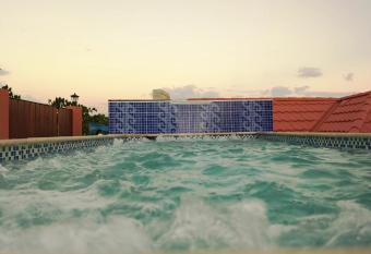 Royal Vybez Vacation Homes has Balcony rooms