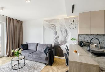 SKY Home- Angel Apartament -Neopolis, Centrum, Parking, Klimatyzacja, Dost  p na Kod has Balcony rooms