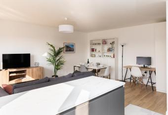 DIFY Bollier - Quartier Gerland has Balcony rooms