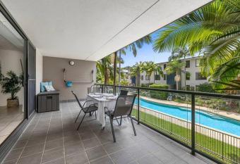 Your place. Enjoy the beach retreat has rooms with a private hot tub