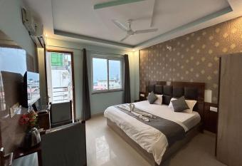 Kaanha Residency By The Leena s Palace Tapovan, Rishikesh allows 18 year olds to book a room