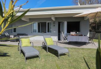 Villa Clara Peler has Balcony rooms