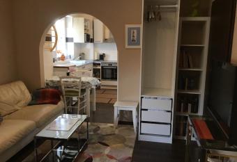 Ferienapartment Hartung allows 18 year olds to book a room