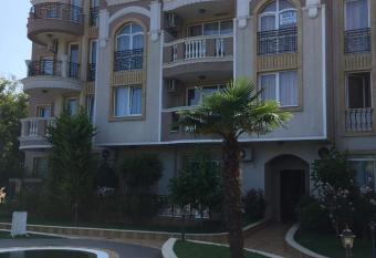 Apartments Irina has Balcony rooms