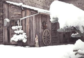 G  tanneke allows 18 year olds to book a room