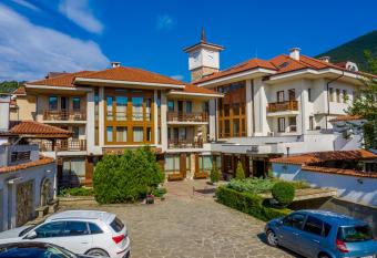 National Palace Spa & Wellness Hotel has Balcony rooms
