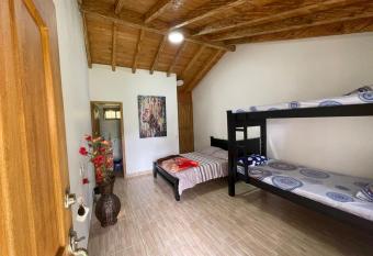 finca Encanto has rooms with a private hot tub