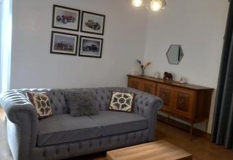 Tonys Crib has Balcony rooms