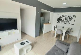 Zafiro 2 dormitorios C  ntrico allows 18 year olds to book a room