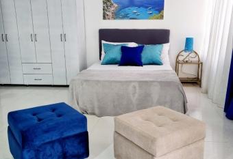 Apartaestudio IBIZA 401 Edificio Europa Ibagu   has Balcony rooms