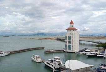 Penang Straits Quay Marina Suites By AuroraHomes allows 18 year olds to book a room