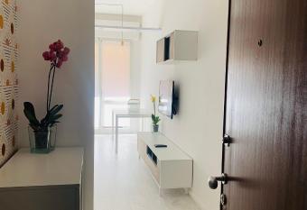 Sunset Suite - Appartamento al Mare - Marina di Carrara has Balcony rooms