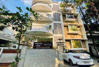 Sanctum Suites Indiranagar Bangalore has Balcony rooms
