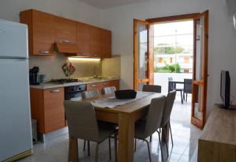 Adriatic Suite - Casa vacanze allows 18 year olds to book a room